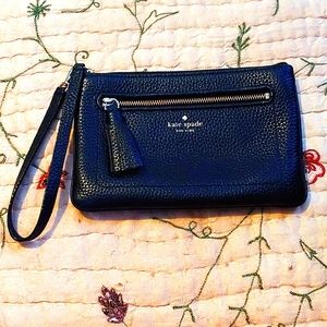 Kate spade wristlet-NWOT